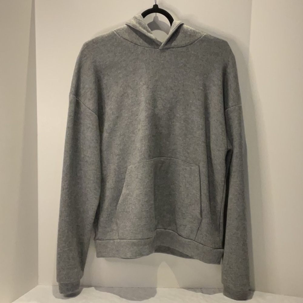 Zara Men's Gray Soft Hooded Sweater